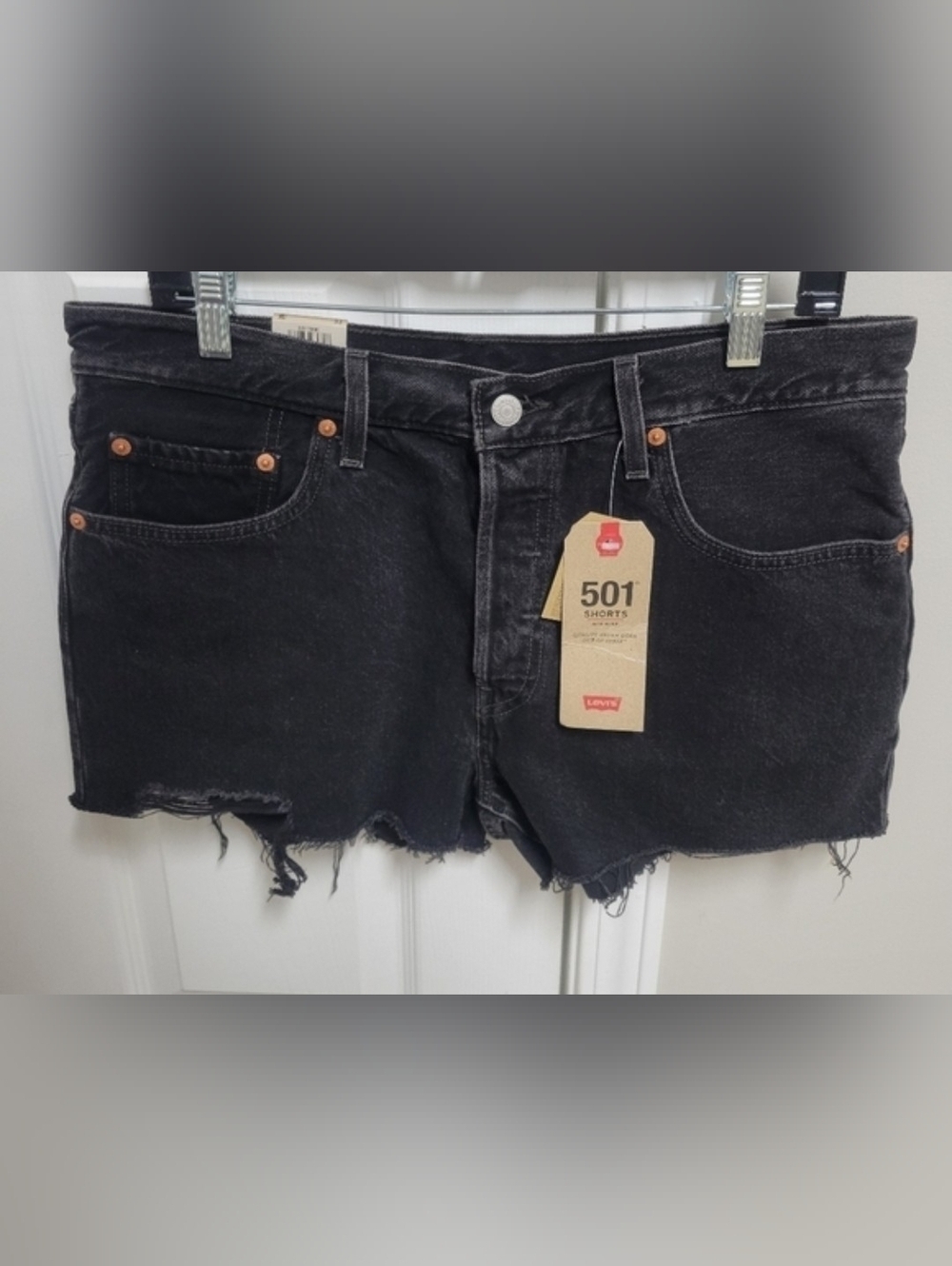 Levi's NWT 501 Mid Rise Shorts Size 32.